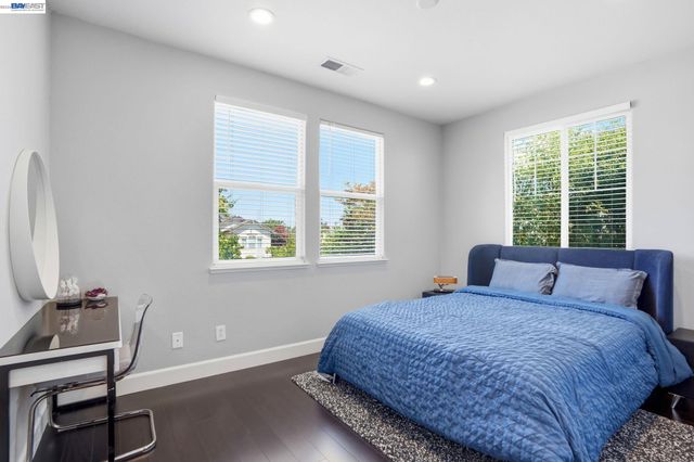 2742 St Andrews Dr, Brentwood, CA 94513