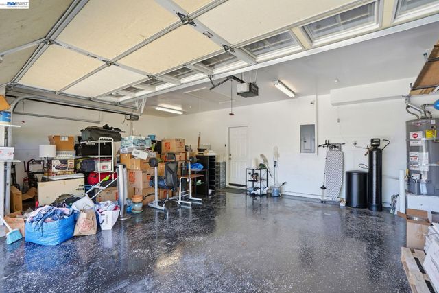 2742 St Andrews Dr, Brentwood, CA 94513