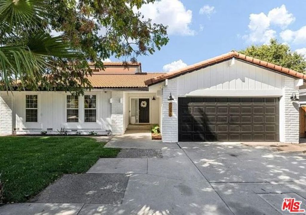 1211 Sonoma Avenue, Modesto, CA 95355