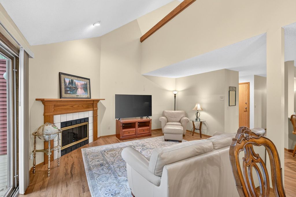 15710 26th Avenue N D, Plymouth, MN 55447 — photo 2
