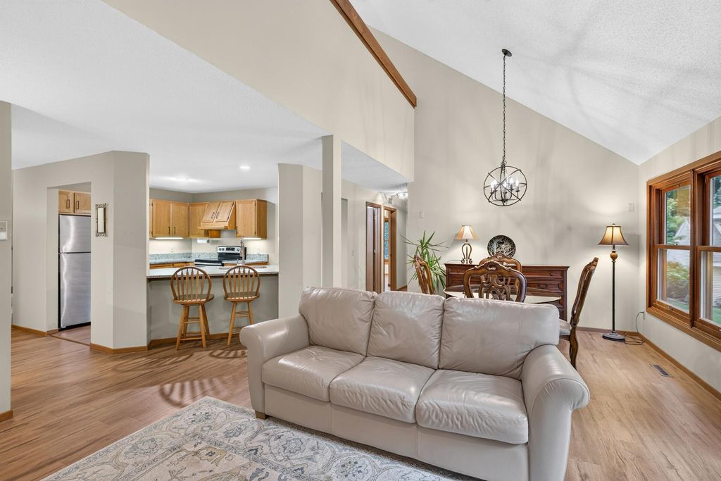15710 26th Avenue N D, Plymouth, MN 55447 — photo 3