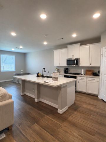2947 Golden Dust Dr, Katy, TX 77493