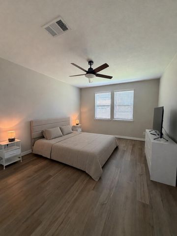2947 Golden Dust Dr, Katy, TX 77493