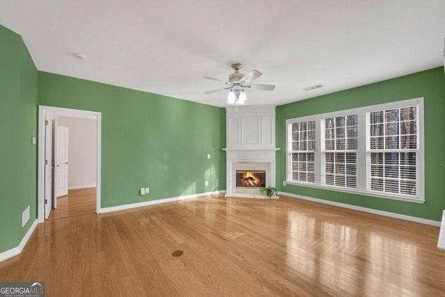 132 Churchcliff Drive, Woodstock, GA 30188