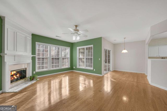 132 Churchcliff Drive, Woodstock, GA 30188