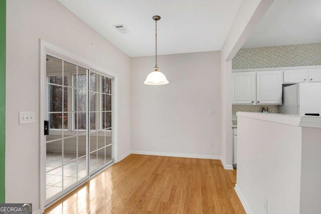 132 Churchcliff Drive, Woodstock, GA 30188