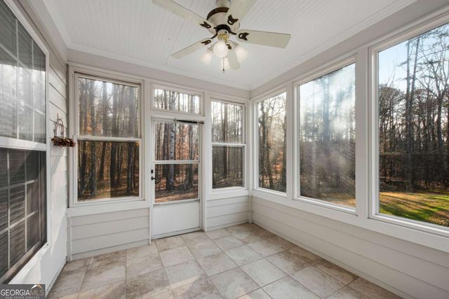 132 Churchcliff Drive, Woodstock, GA 30188