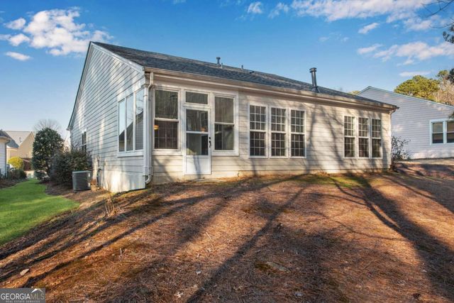 132 Churchcliff Drive, Woodstock, GA 30188