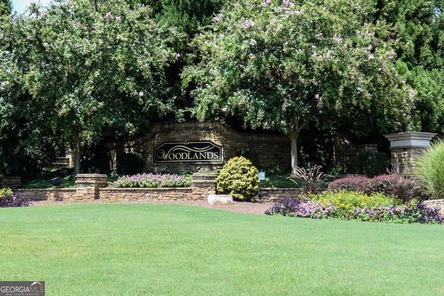 132 Churchcliff Drive, Woodstock, GA 30188