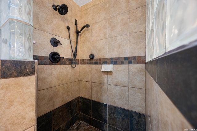 15234 Moonlit Grv, San Antonio, TX 78247