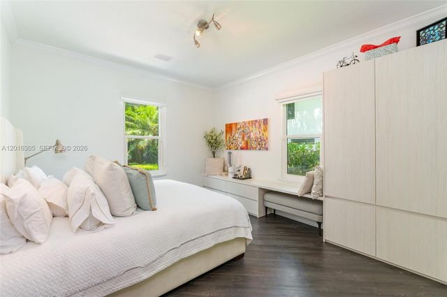 3610 S Douglas Rd 3610, Miami, FL 33133