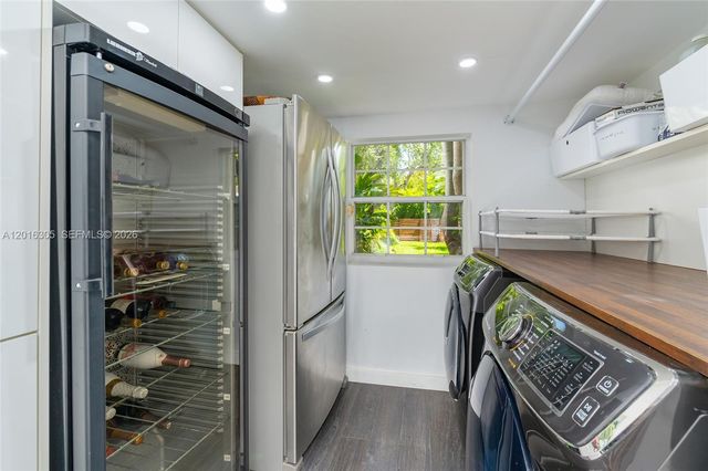 3610 S Douglas Rd 3610, Miami, FL 33133