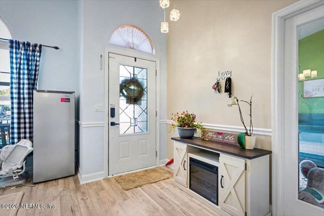 7653 CHELMSFORD Drive, Jacksonville, FL 32244