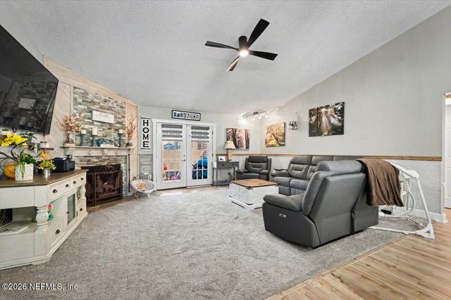 7653 CHELMSFORD Drive, Jacksonville, FL 32244