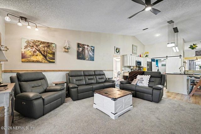 7653 CHELMSFORD Drive, Jacksonville, FL 32244