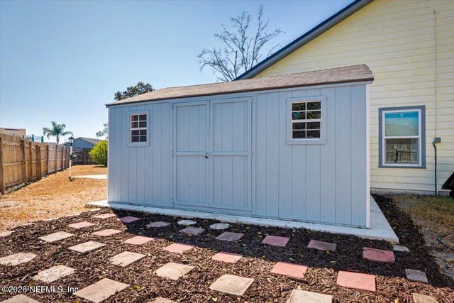 7653 CHELMSFORD Drive, Jacksonville, FL 32244