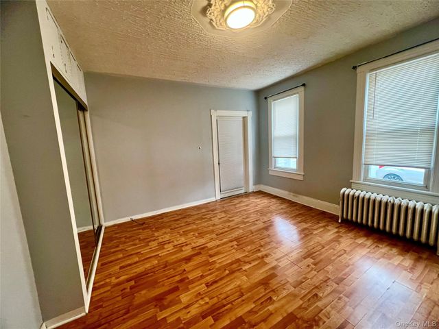 11 Liberty Street, Middletown, NY 10940