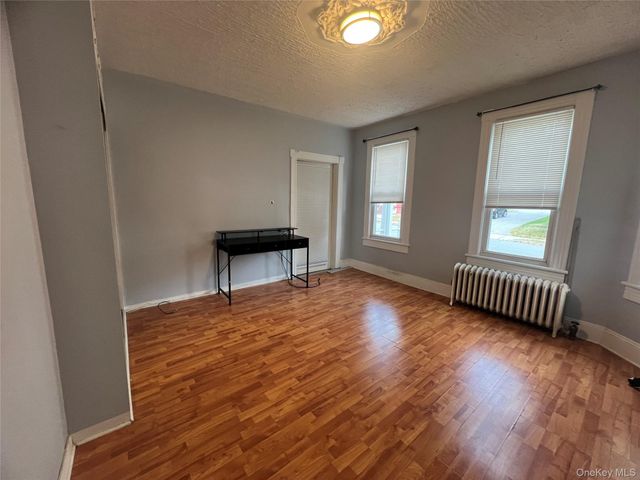 11 Liberty Street, Middletown, NY 10940