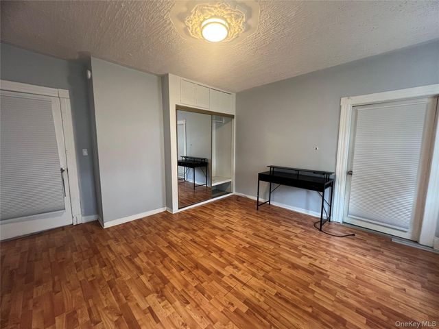 11 Liberty Street, Middletown, NY 10940