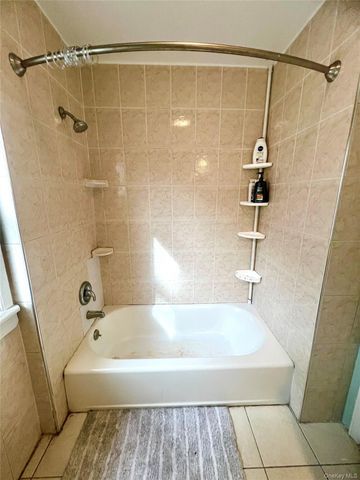 11 Liberty Street, Middletown, NY 10940