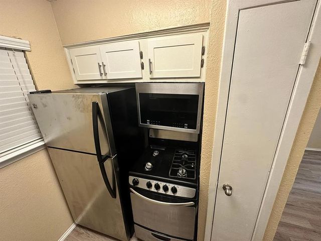 2401 Manor RD 220, Austin, TX 78722