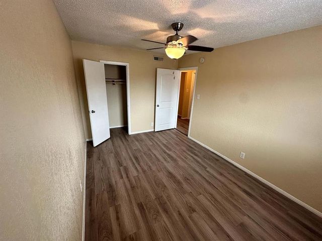 2401 Manor RD 220, Austin, TX 78722