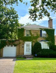 6387 N Nokomis Avenue, Chicago, IL 60646