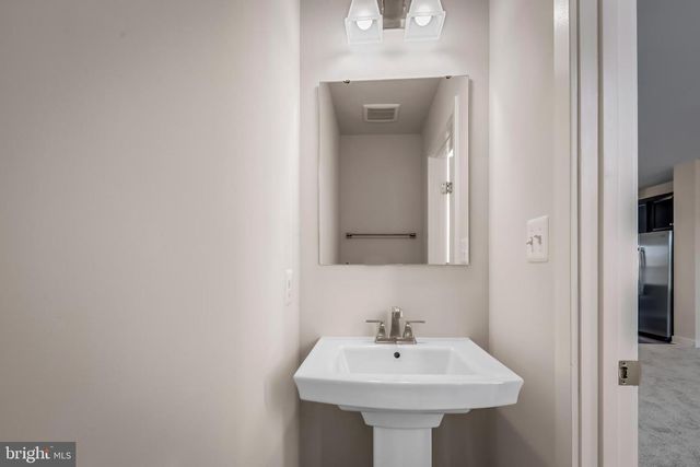 10611 SUNDRIDGE ST, Middle River, MD 21220