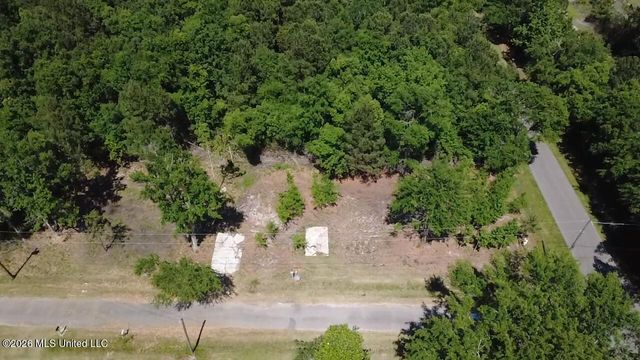 6190 N Railroad Avenue, Bay Saint Louis, MS 39520