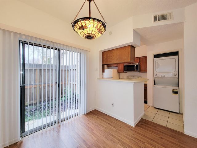 7575 Cambridge Street 2405, Houston, TX 77054