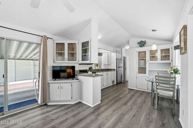 111 S GREENFIELD Road 724, Mesa, AZ 85206