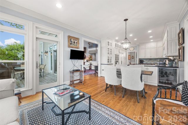 15901 Riverpointe Drive, Charlotte, NC 28278