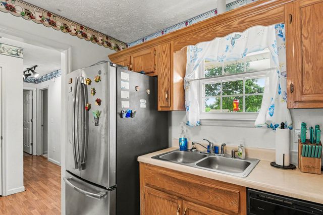 105 Brookside Pt, Springfield, TN 37172