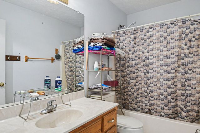 105 Brookside Pt, Springfield, TN 37172