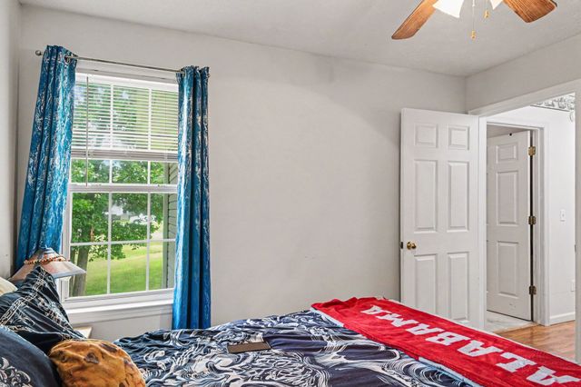 105 Brookside Pt, Springfield, TN 37172
