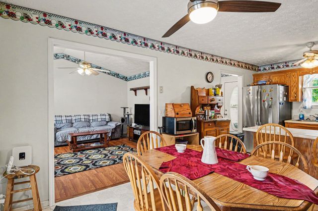 105 Brookside Pt, Springfield, TN 37172