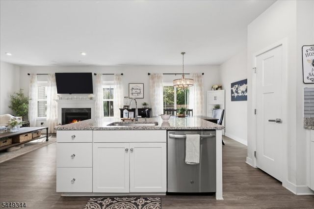14 Cypress Ln, Sparta Twp., NJ 07871