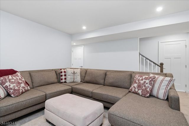 14 Cypress Ln, Sparta Twp., NJ 07871