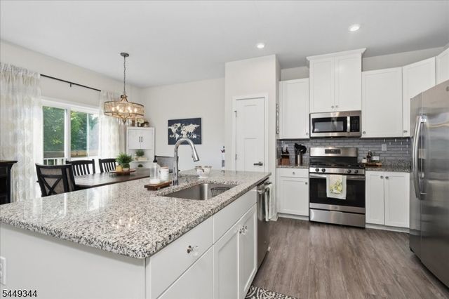 14 Cypress Ln, Sparta Twp., NJ 07871