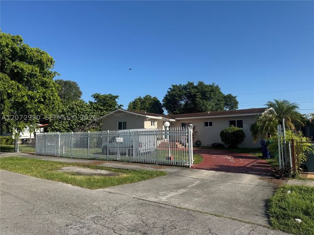 7741 SW 20th St, Miami, FL 33155