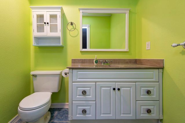 2127 S Golden Avenue, Springfield, MO 65807