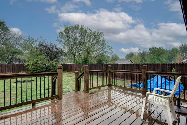 2127 S Golden Avenue, Springfield, MO 65807