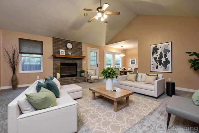 2127 S Golden Avenue, Springfield, MO 65807