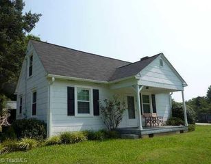11 Hilton Drive, Winston-salem, NC 27127