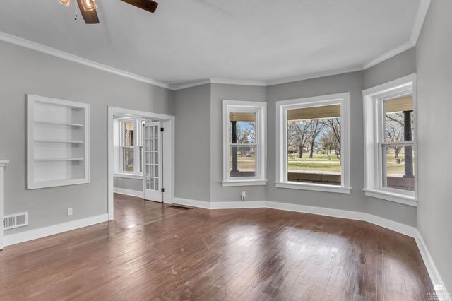 1031 Leavenworth Street, Manhattan, KS 66502