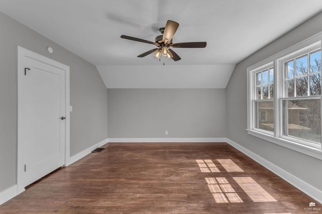 1031 Leavenworth Street, Manhattan, KS 66502