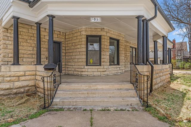 1031 Leavenworth Street, Manhattan, KS 66502