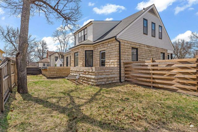 1031 Leavenworth Street, Manhattan, KS 66502