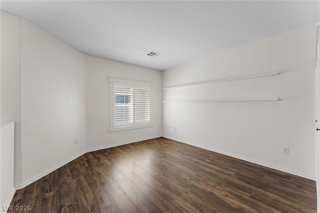10515 Gold Shadow Avenue, Las Vegas, NV 89129