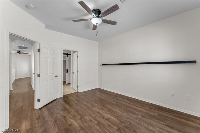 10515 Gold Shadow Avenue, Las Vegas, NV 89129